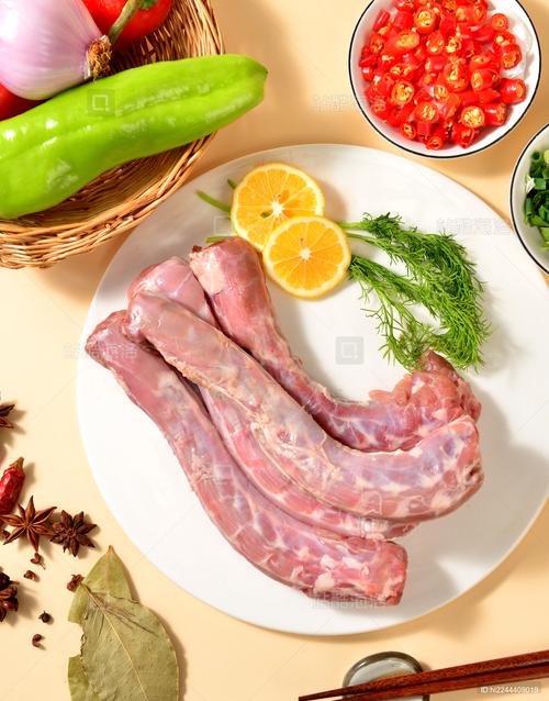 生鮮鴨脖子 從冷鏈到餐桌的美味與安全指南
